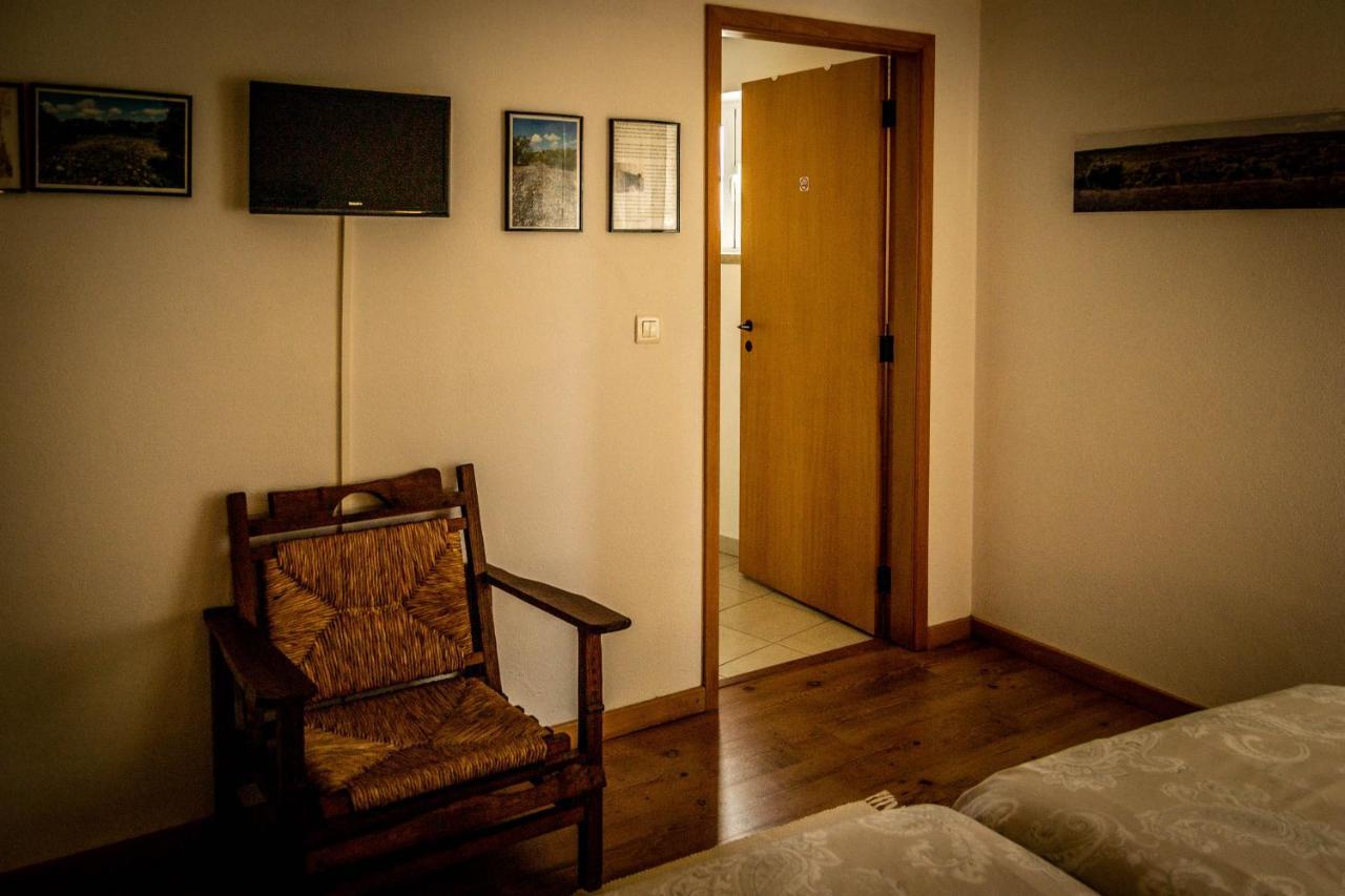 Casa Do Forno Guest House Salvaterra do Extremo Bagian luar foto